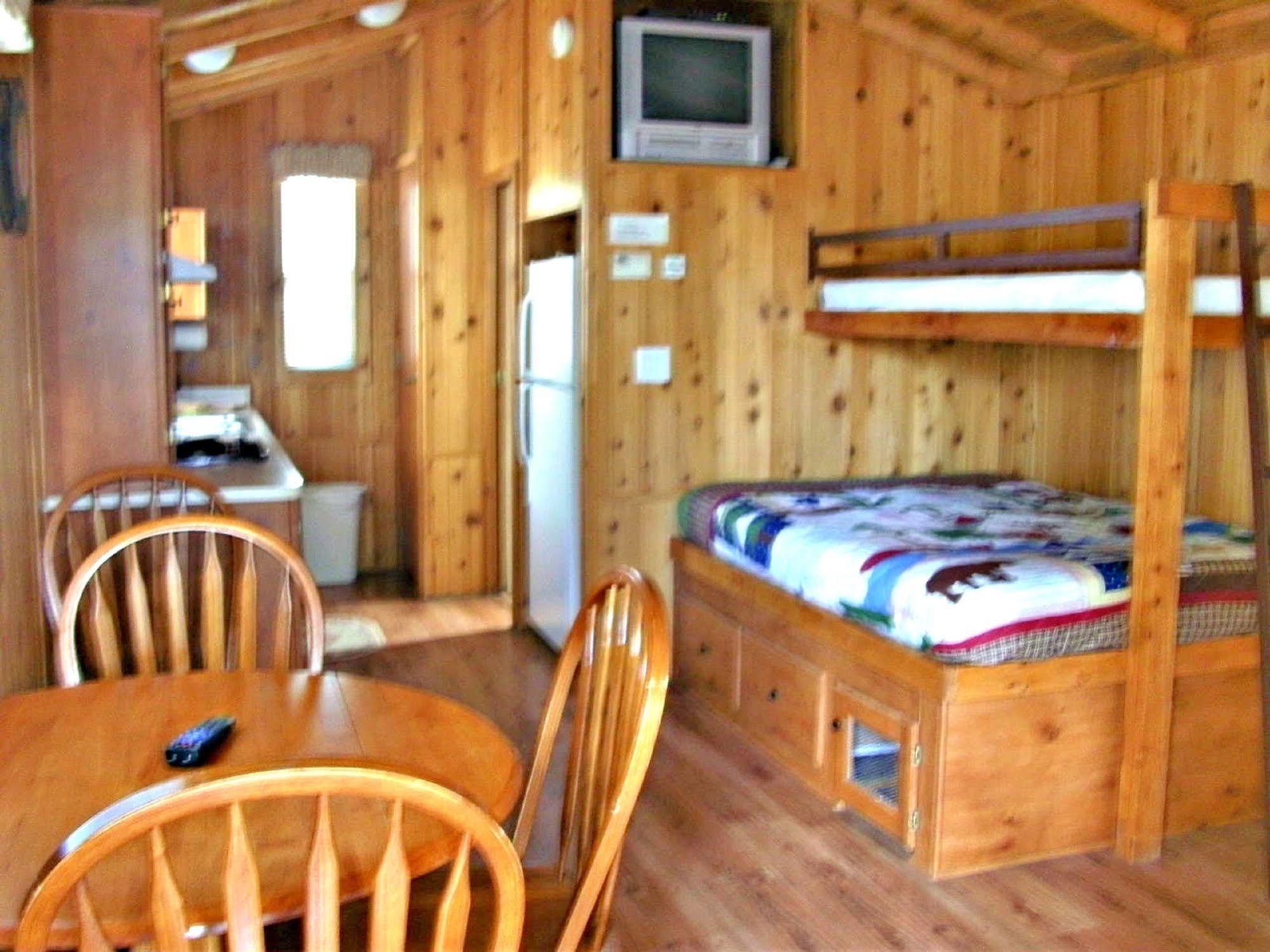 Bend-Sunriver Rv Campground Three Rivers Екстериор снимка