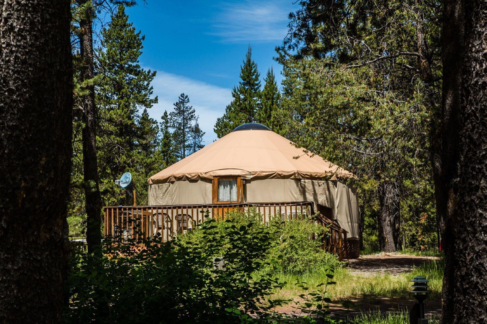Bend-Sunriver Rv Campground Three Rivers Екстериор снимка