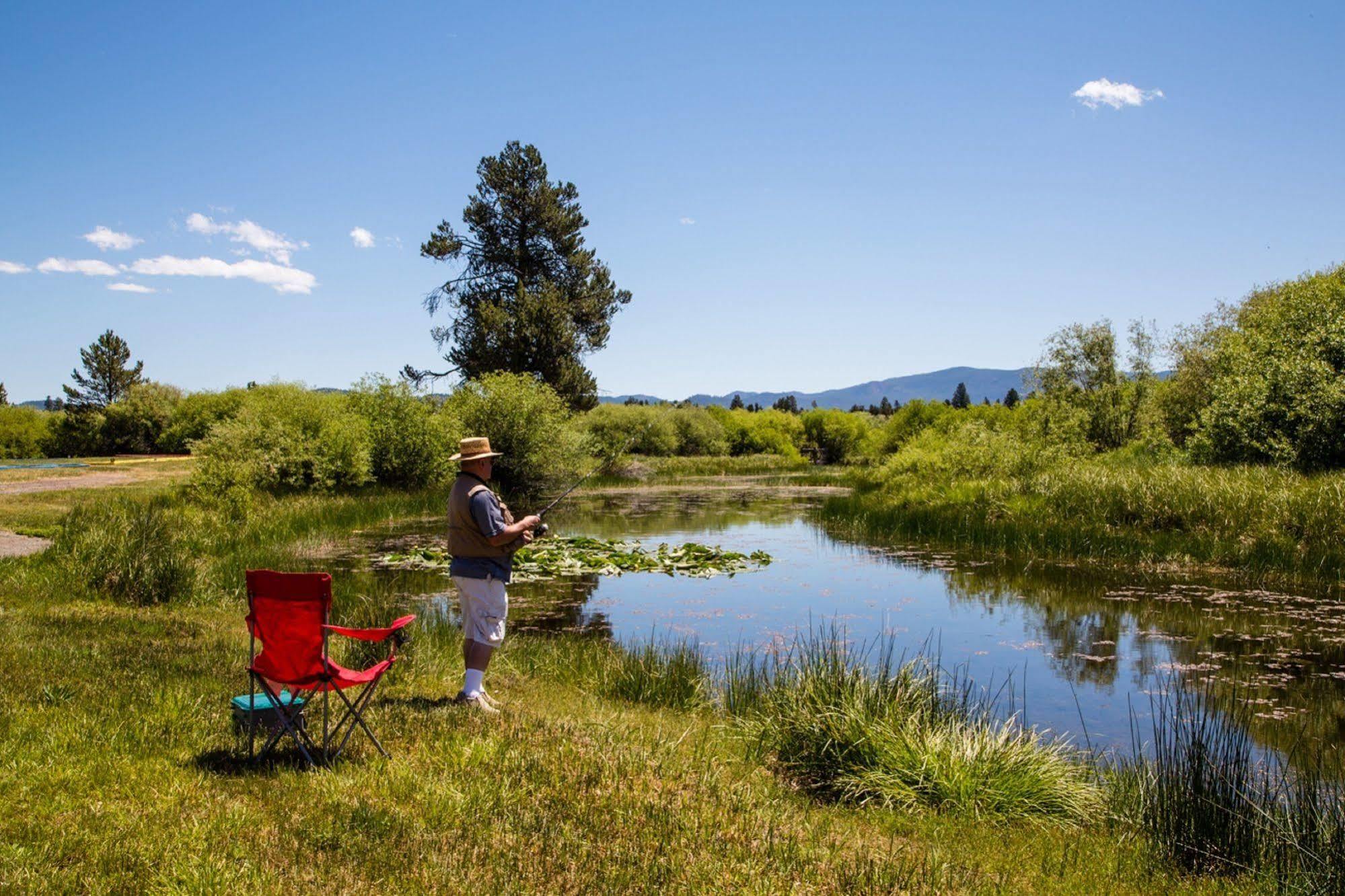 Bend-Sunriver Rv Campground Three Rivers Екстериор снимка
