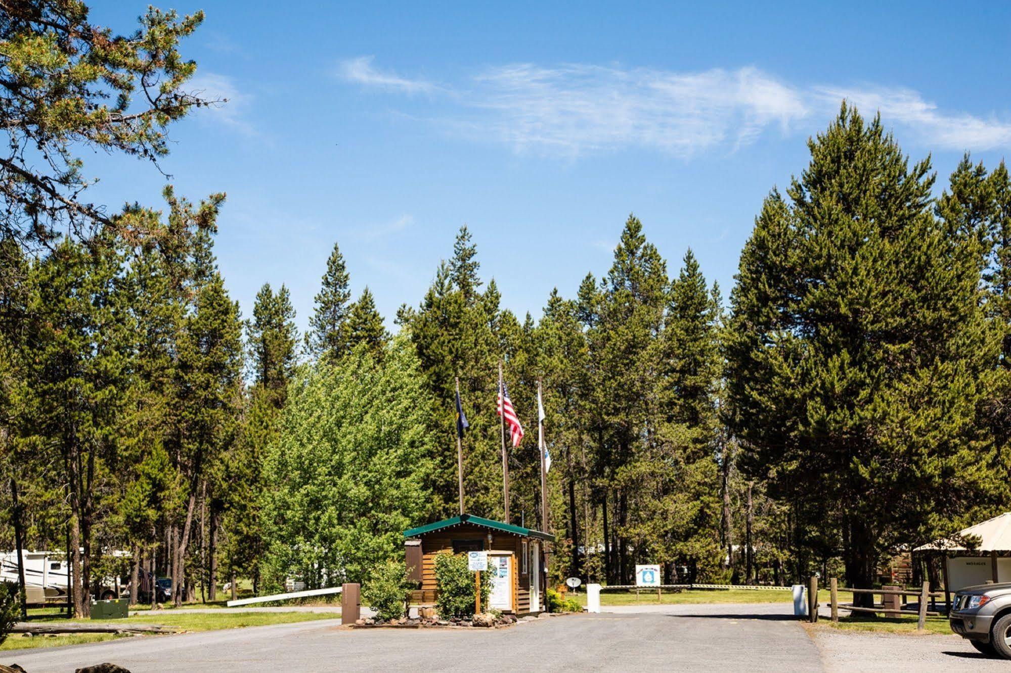 Bend-Sunriver Rv Campground Three Rivers Екстериор снимка
